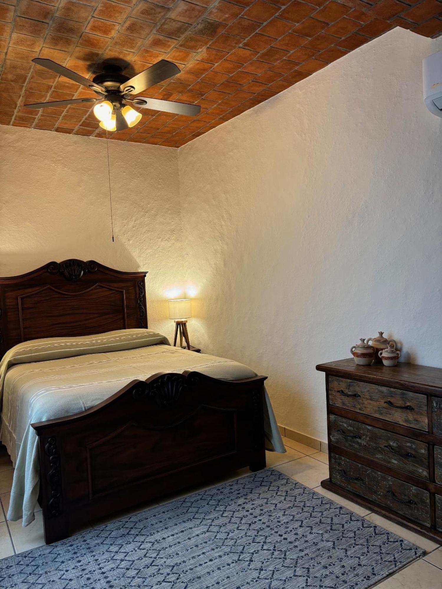 Quinta Don Jose Boutique Hotel Tlaquepaque Стая снимка