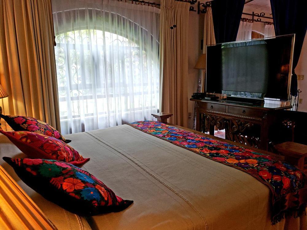 Quinta Don Jose Boutique Hotel Tlaquepaque Стая снимка