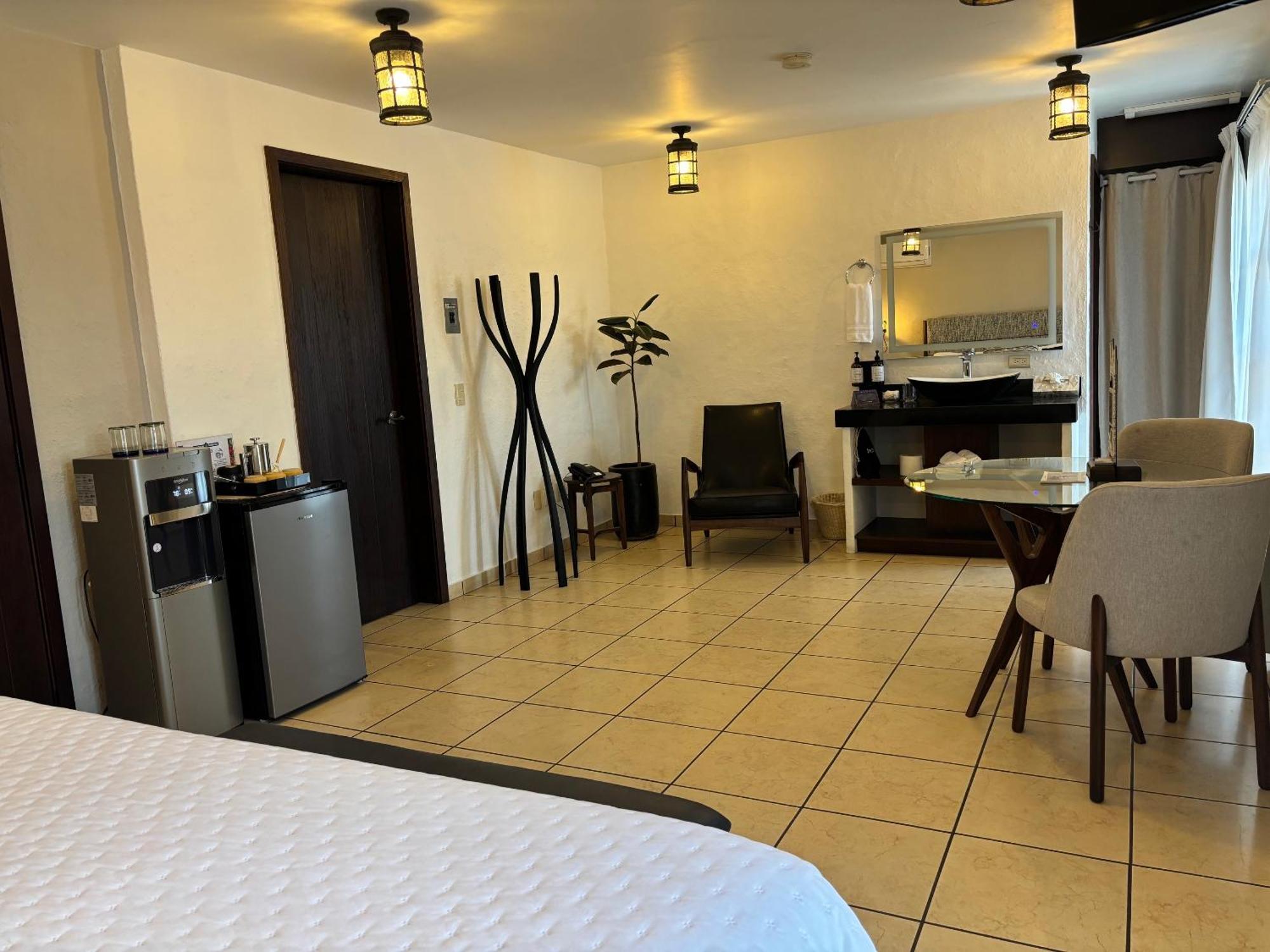 Quinta Don Jose Boutique Hotel Tlaquepaque Стая снимка
