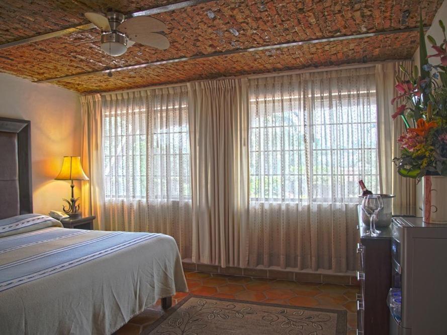 Quinta Don Jose Boutique Hotel Tlaquepaque Екстериор снимка